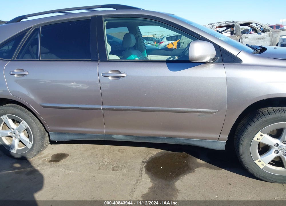 2005 LEXUS RX 330 VIN: JTJHA31U350094155