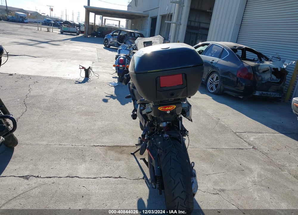 2024 BMW S 1000 XR VIN: WB10P1302R6J72339