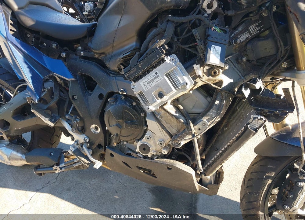 2024 BMW S 1000 XR VIN: WB10P1302R6J72339