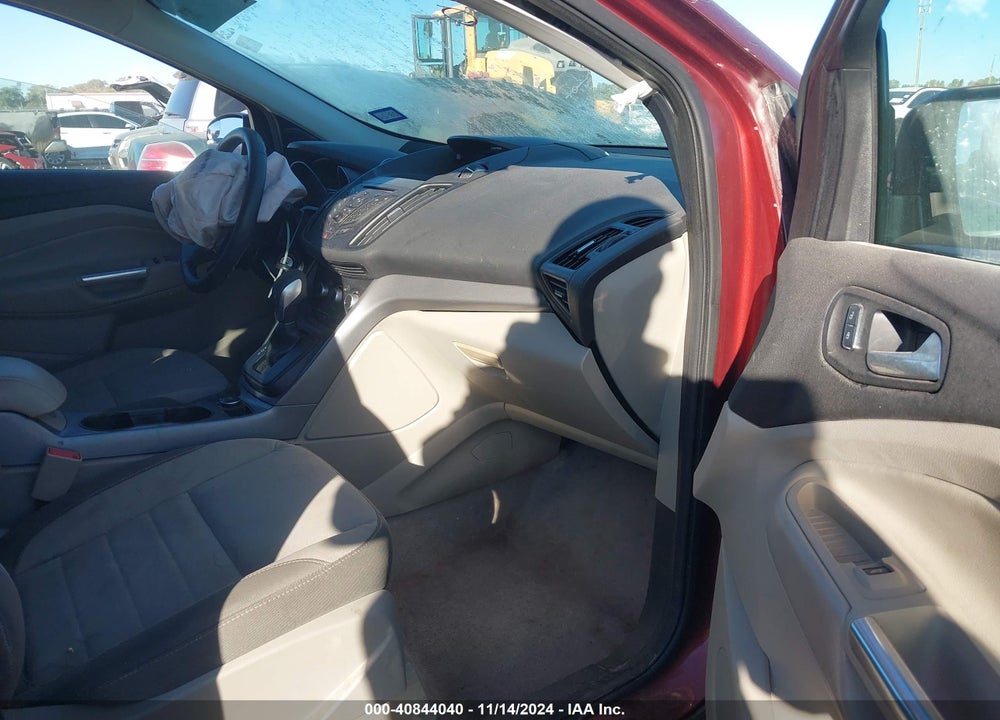 2014 FORD ESCAPE SE VIN: 1FMCU0GX0EUD16272