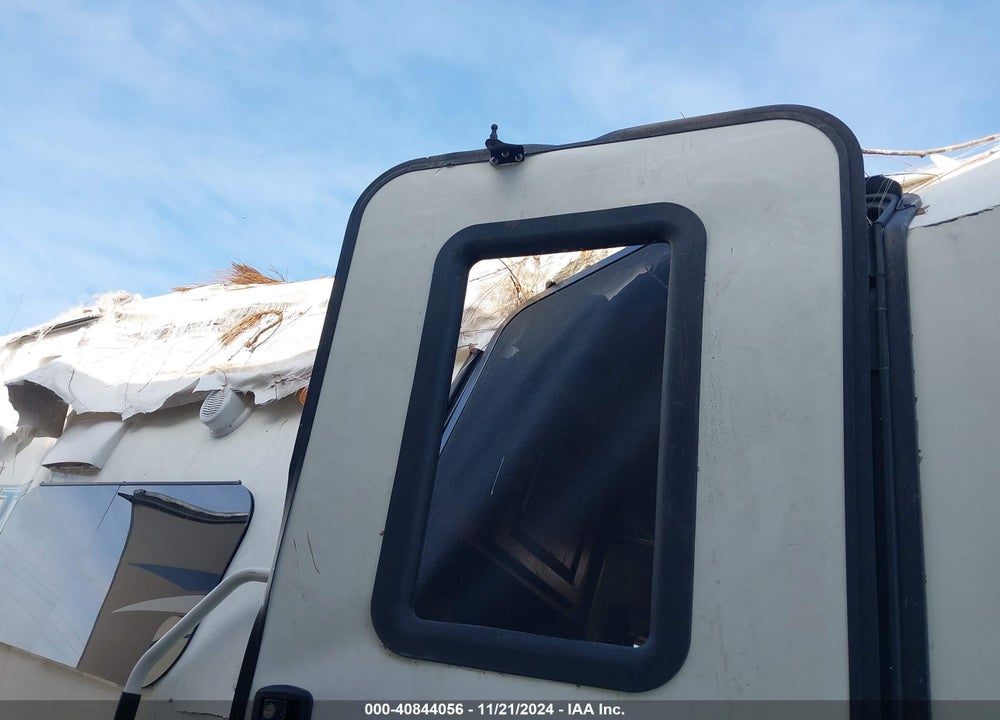 2014 FOREST RIVER OTHER VIN: 4X4TFLB25E1856420