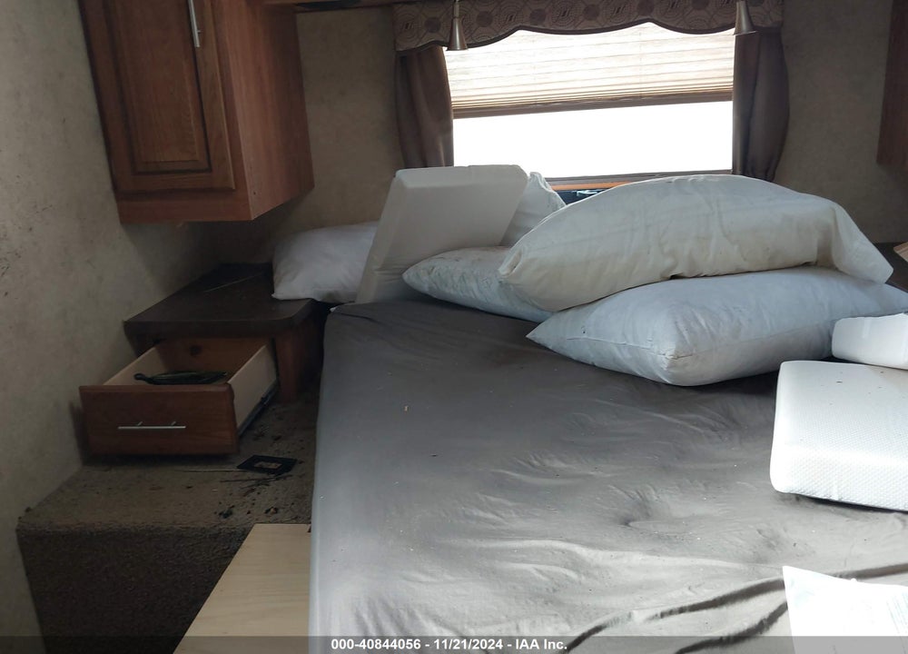 2014 FOREST RIVER OTHER VIN: 4X4TFLB25E1856420