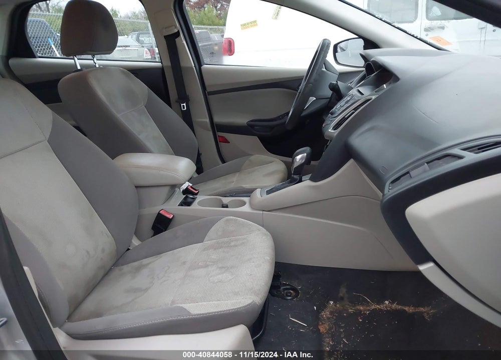 2013 FORD FOCUS SE VIN: 1FADP3F27DL139768