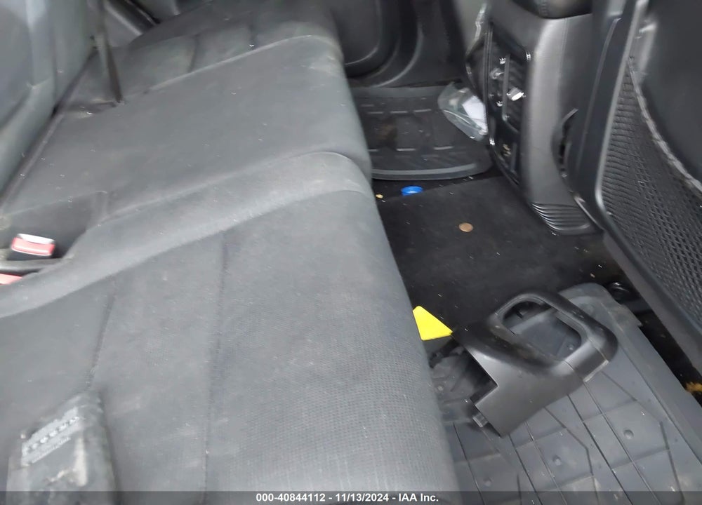 2015 JEEP GRAND CHEROKEE LAREDO VIN: 1C4RJFAG3FC756805