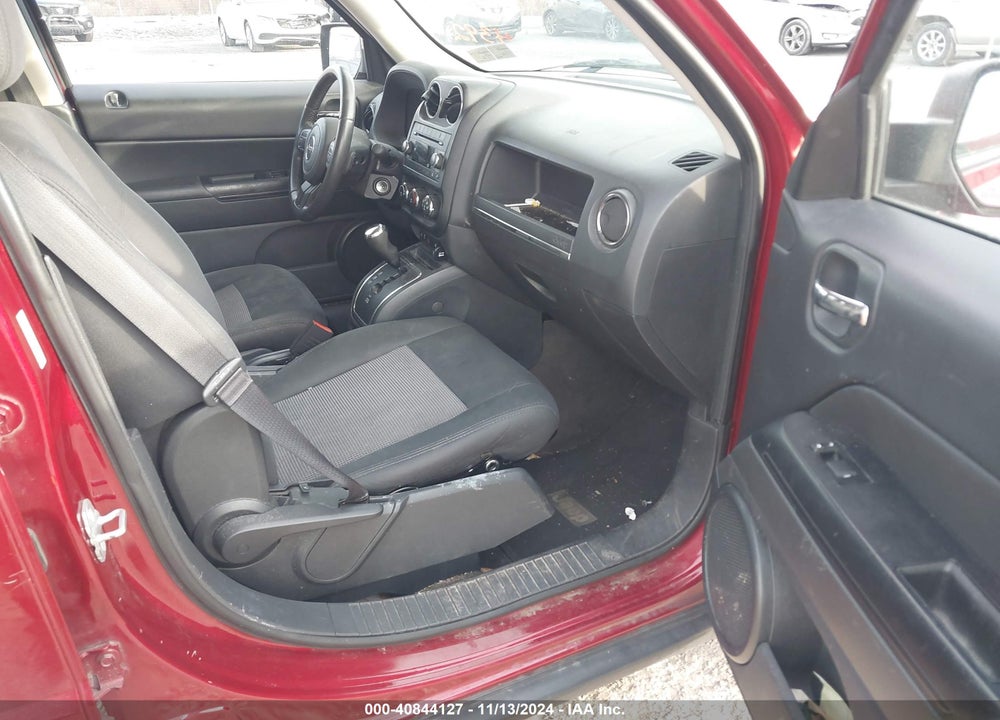 2014 JEEP PATRIOT LATITUDE VIN: 1C4NJRFB7ED734392