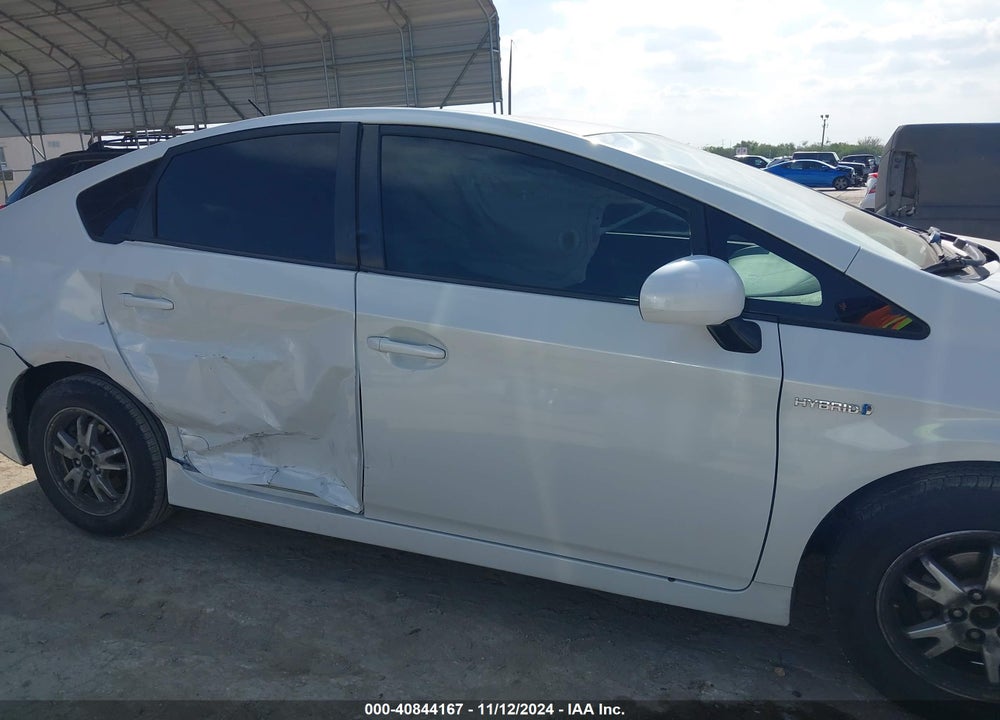 2011 TOYOTA PRIUS THREE VIN: JTDKN3DU0B1430634