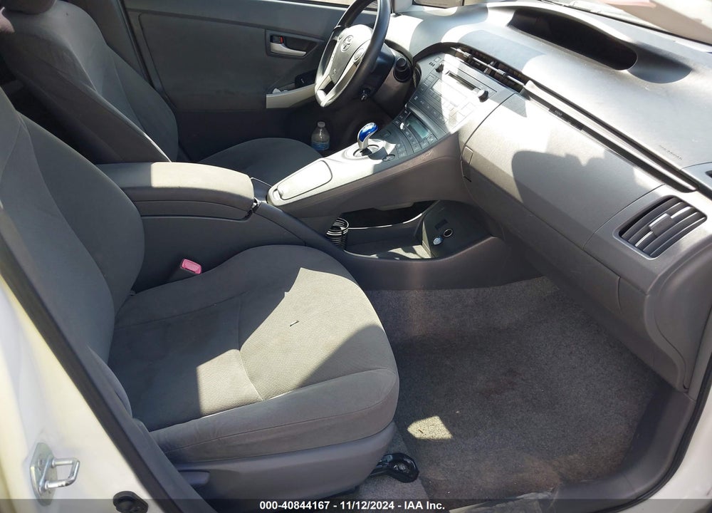 2011 TOYOTA PRIUS THREE VIN: JTDKN3DU0B1430634
