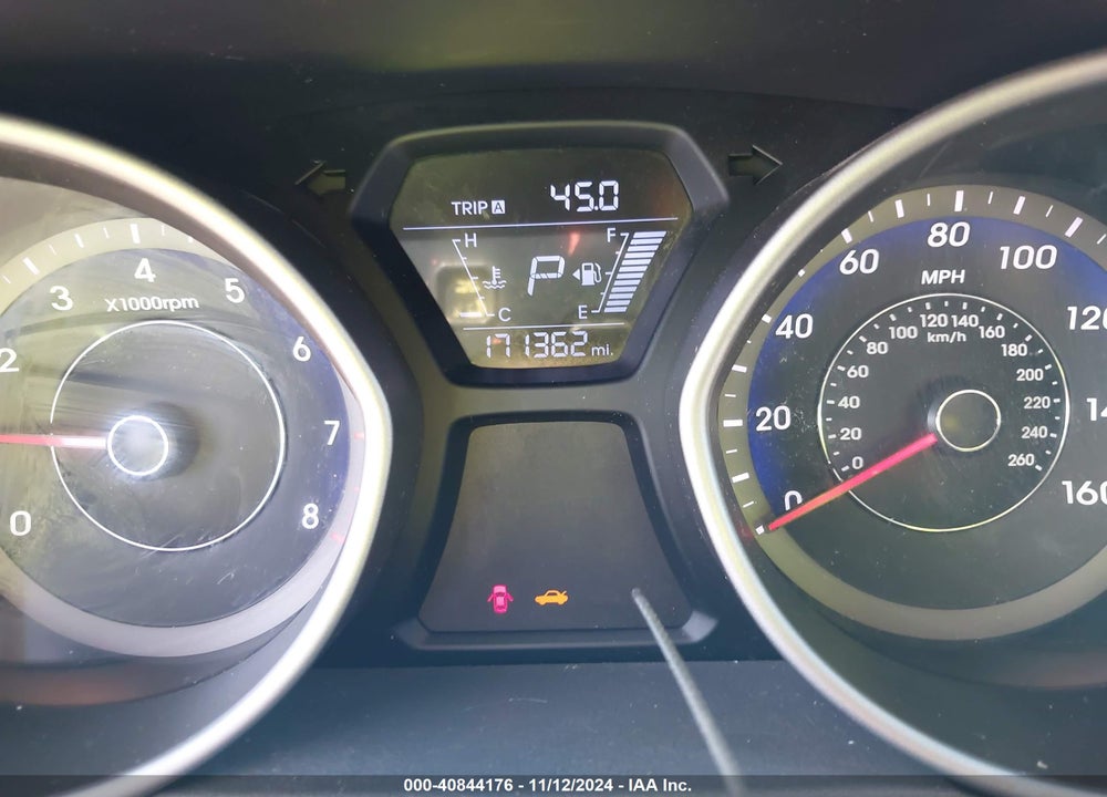2016 HYUNDAI ELANTRA SE VIN: KMHDH4AE8GU647143
