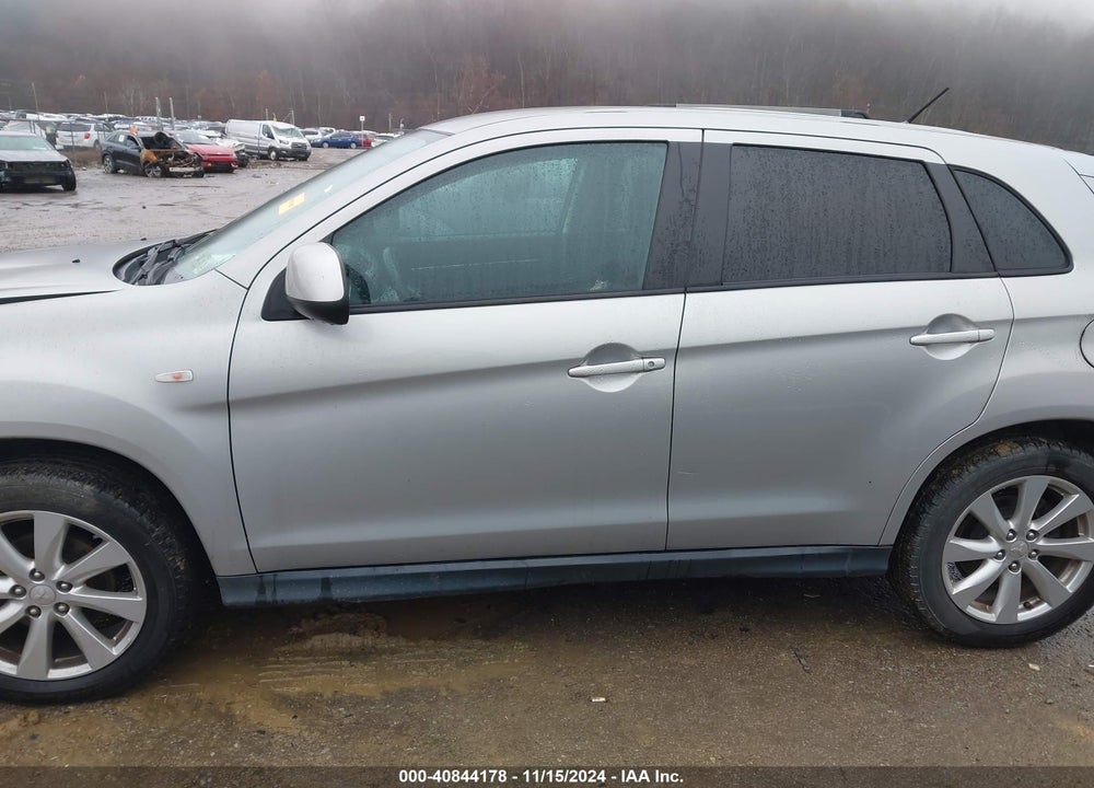 2015 MITSUBISHI OUTLANDER SPORT ES VIN: 4A4AR3AW0FE049590