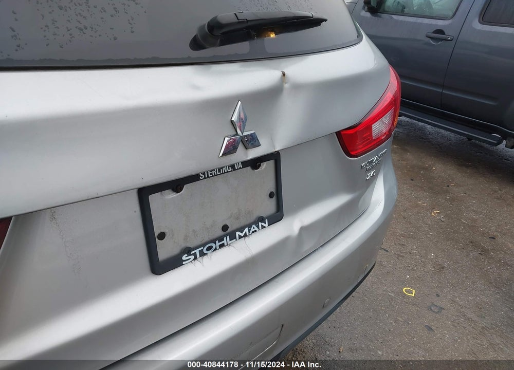 2015 MITSUBISHI OUTLANDER SPORT ES VIN: 4A4AR3AW0FE049590