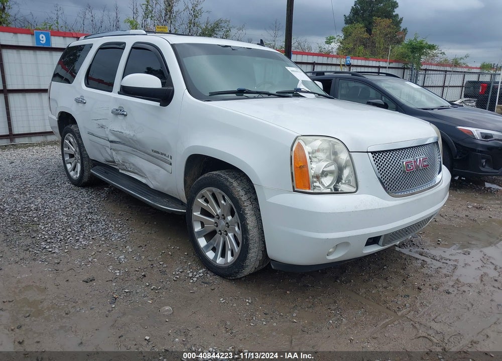 2009 GMC YUKON DENALI VIN: 1GKFK03229R267977