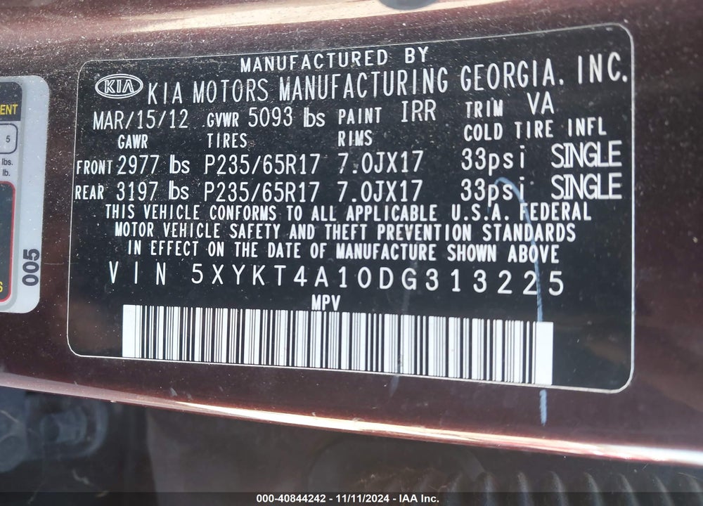 2013 KIA SORENTO LX VIN: 5XYKT4A10DG313225