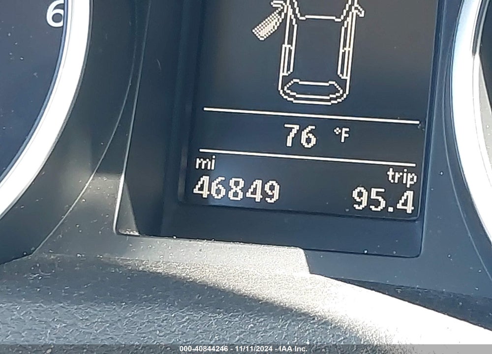 2014 VOLKSWAGEN GOLF 2.5L VIN: WVWDB7AJ7EW005549
