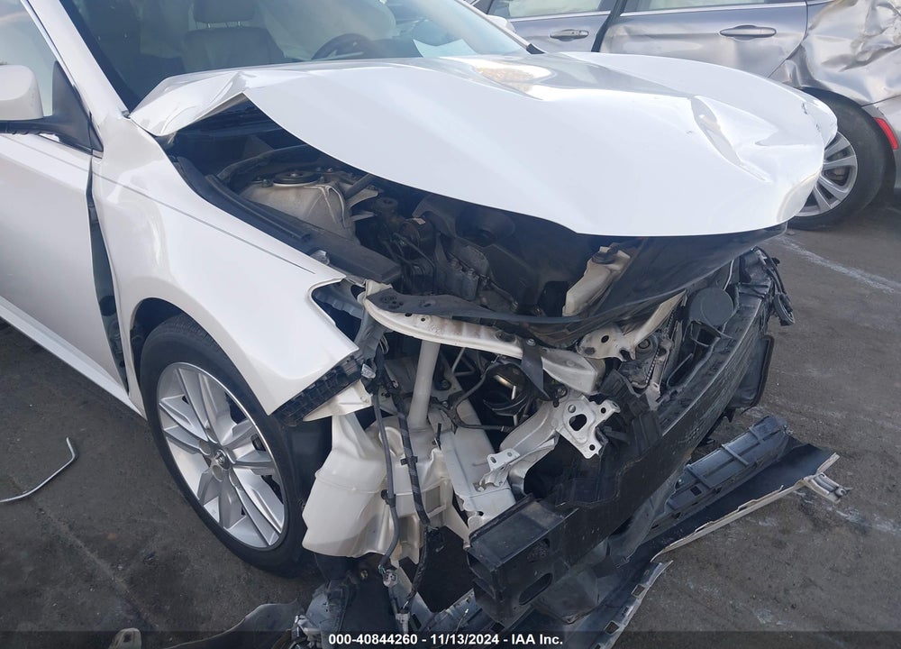 2015 TOYOTA AVALON XLE VIN: 4T1BK1EB2FU182493