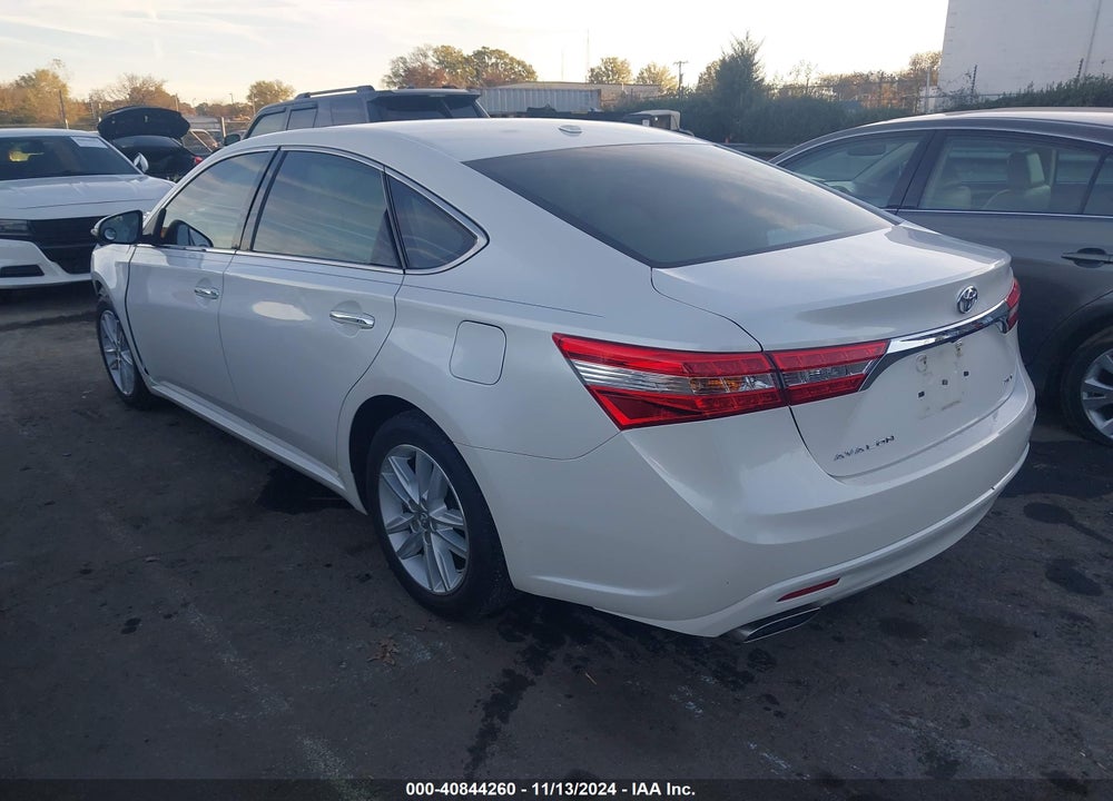 2015 TOYOTA AVALON XLE VIN: 4T1BK1EB2FU182493