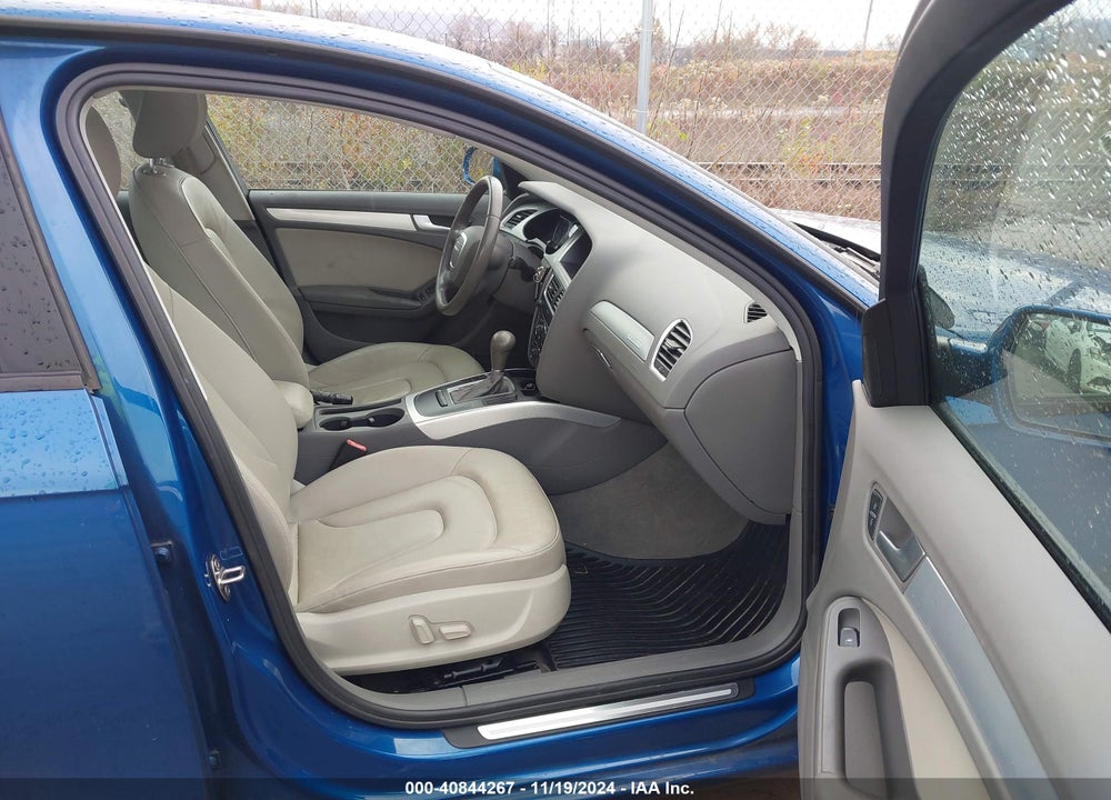 2010 AUDI A4 2.0T PREMIUM VIN: WAUBFAFL1AN037610