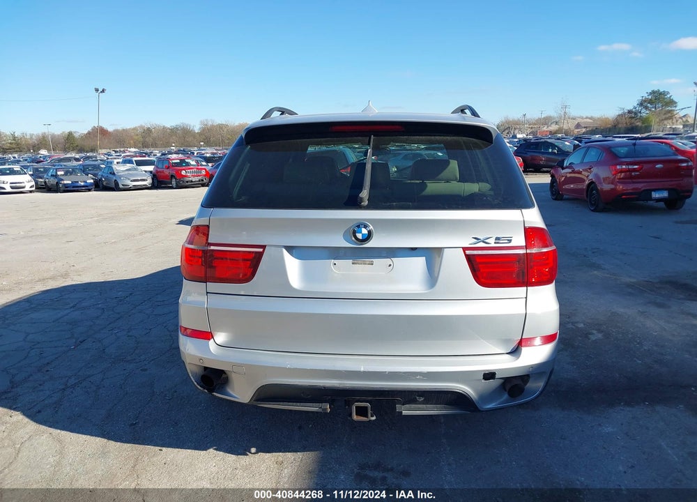 2011 BMW X5 VIN: 5UXZV4C54BL739055