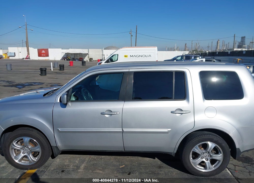 2014 HONDA PILOT VIN: 5FNYF3H47EB020510