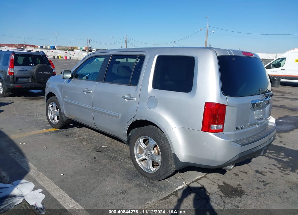 2014 HONDA PILOT VIN: 5FNYF3H47EB020510