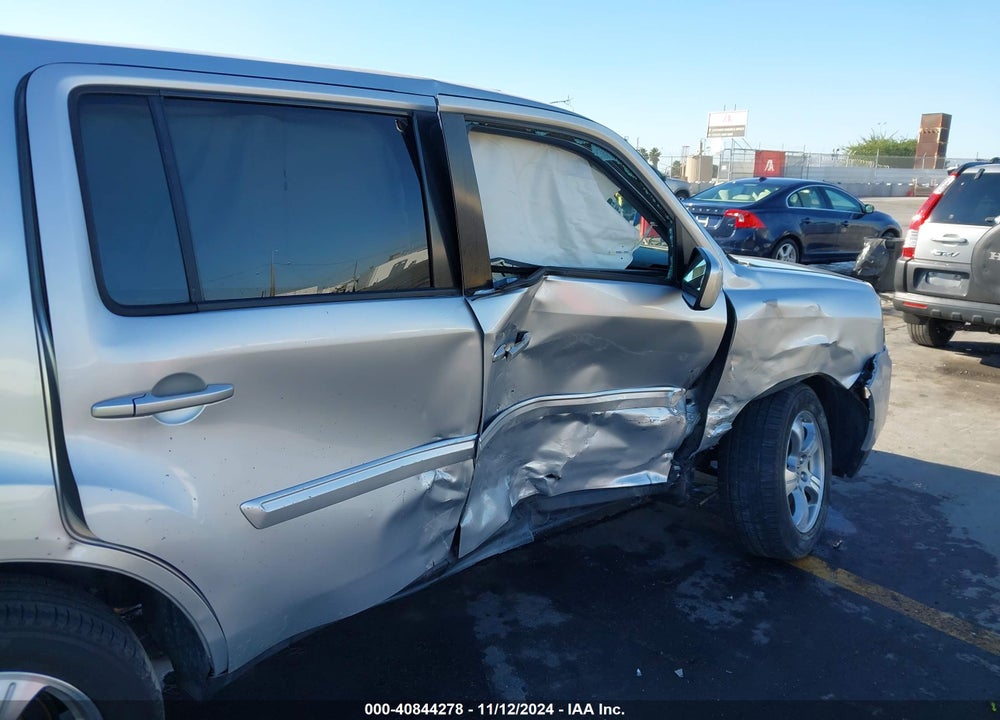 2014 HONDA PILOT VIN: 5FNYF3H47EB020510