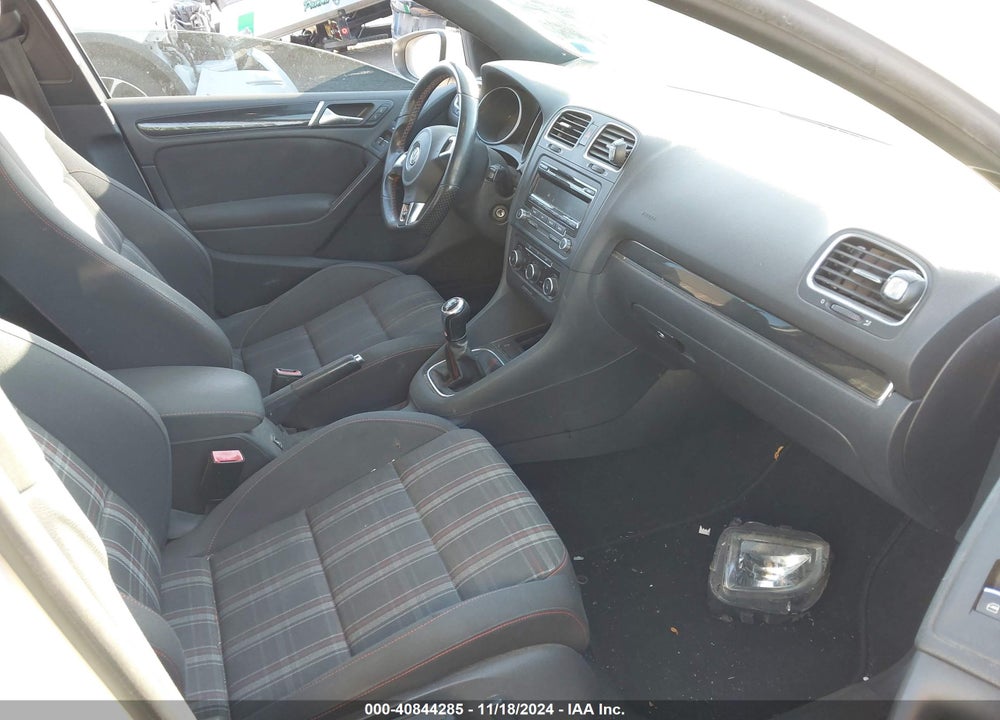 2012 VOLKSWAGEN GTI 4-DOOR VIN: WVWGD7AJXCW133708