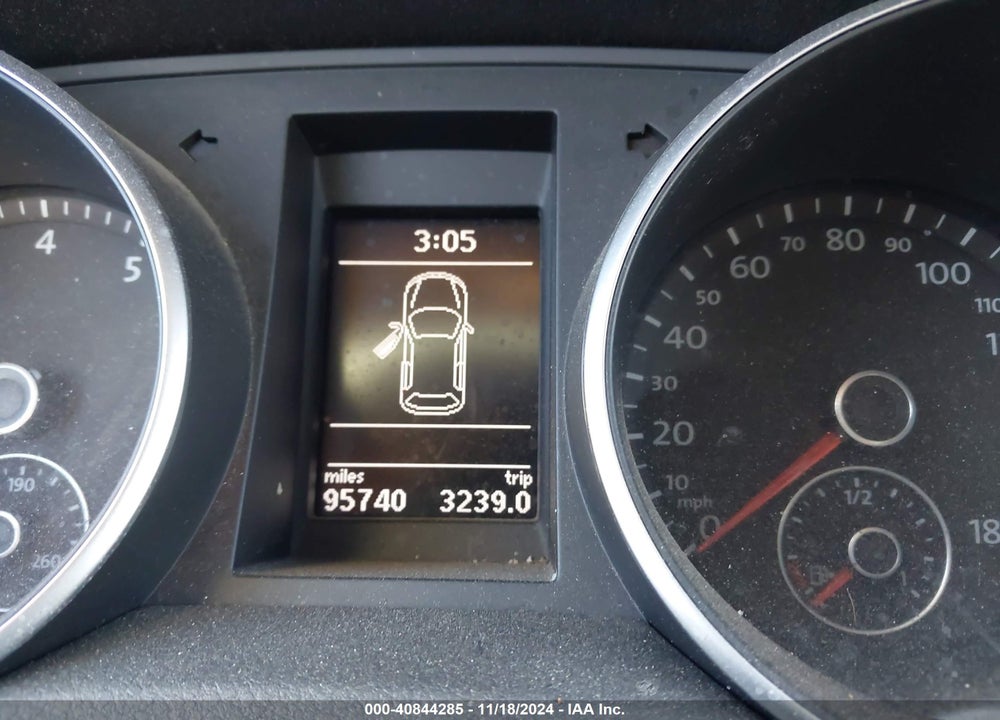 2012 VOLKSWAGEN GTI 4-DOOR VIN: WVWGD7AJXCW133708
