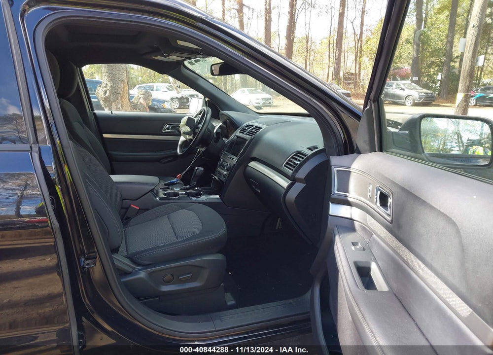 2019 FORD EXPLORER XLT VIN: 1FM5K7D86KGA84971