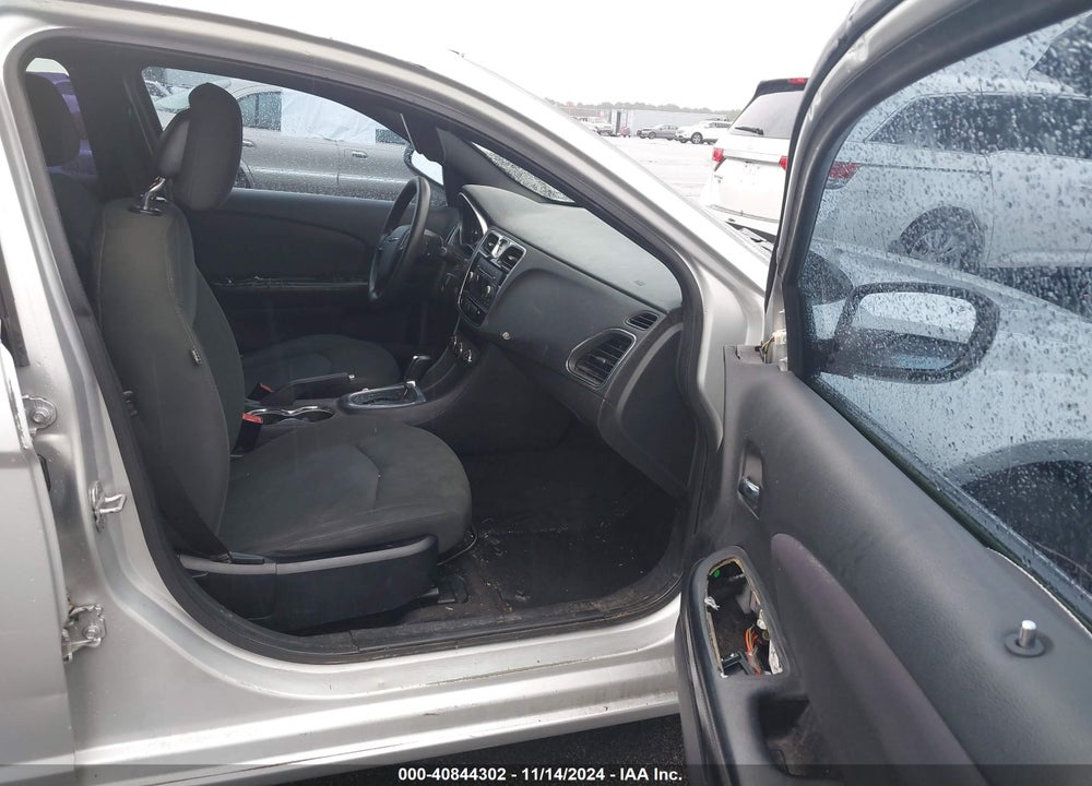2012 CHRYSLER 200 LX VIN: 1C3CCBAB7CN167418