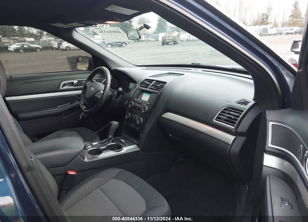 2017 FORD EXPLORER XLT VIN: 1FM5K8D88HGC77749