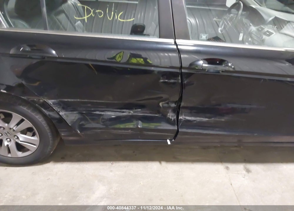 2012 HONDA ACCORD VIN: 1HGCP2F62CA209272