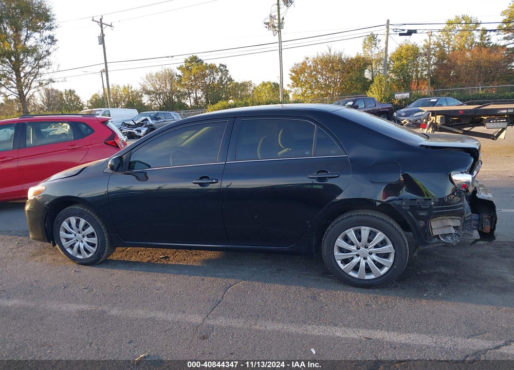 2013 TOYOTA COROLLA LE VIN: 2T1BU4EE0DC928279