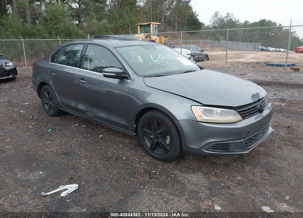 2013 VOLKSWAGEN JETTA 2.0L TDI VIN: 3VWLL7AJ5DM406229