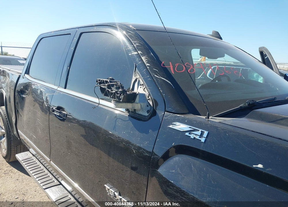 2017 GMC SIERRA 1500 SLT VIN: 3GTU2NEC5HG470866