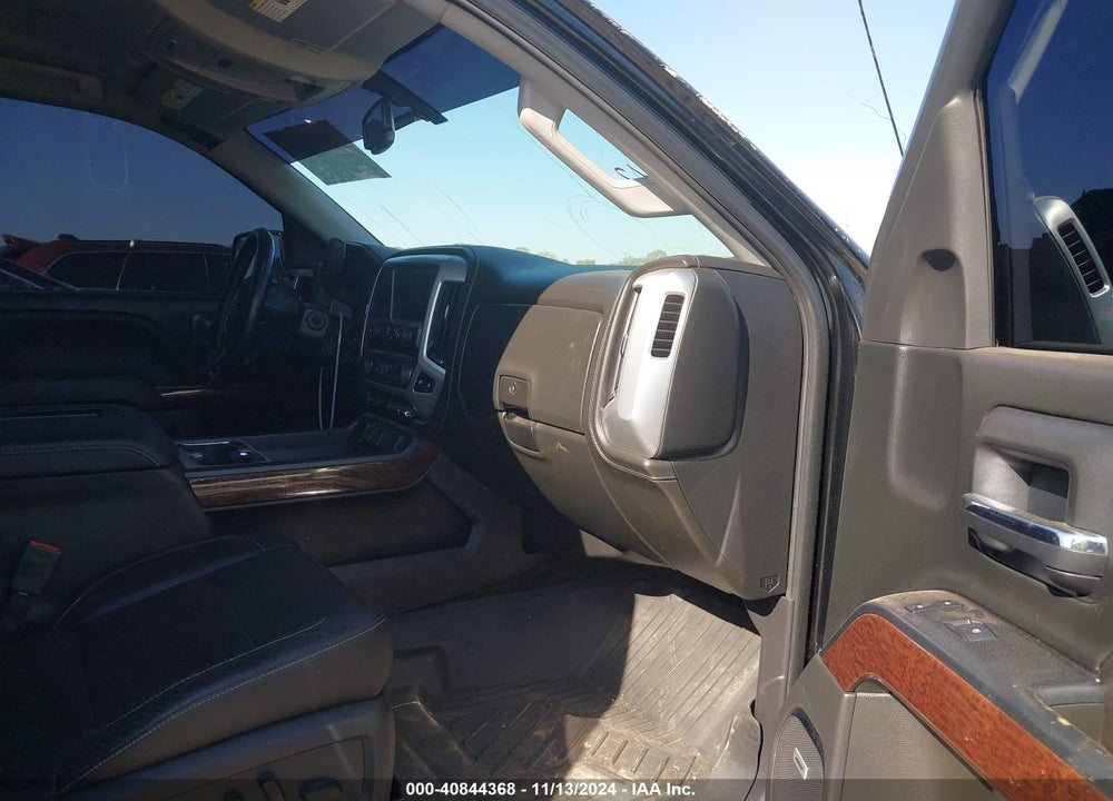 2017 GMC SIERRA 1500 SLT VIN: 3GTU2NEC5HG470866