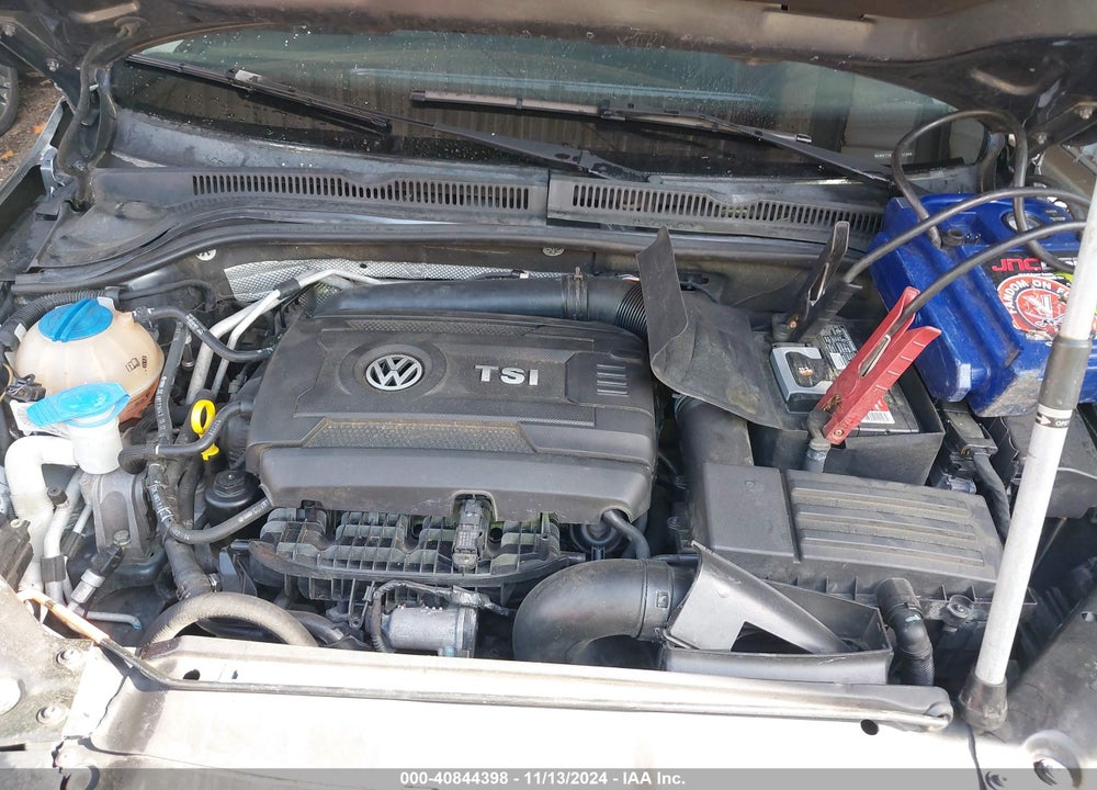 2014 VOLKSWAGEN JETTA 1.8T SE VIN: 3VWD17AJ1EM417966
