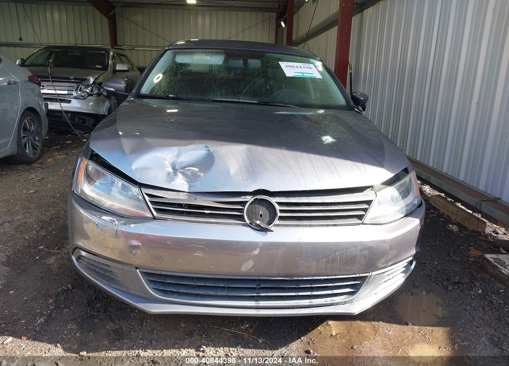 2014 VOLKSWAGEN JETTA 1.8T SE VIN: 3VWD17AJ1EM417966