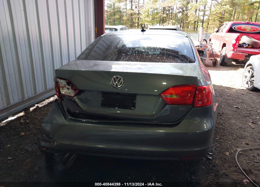 2014 VOLKSWAGEN JETTA 1.8T SE VIN: 3VWD17AJ1EM417966