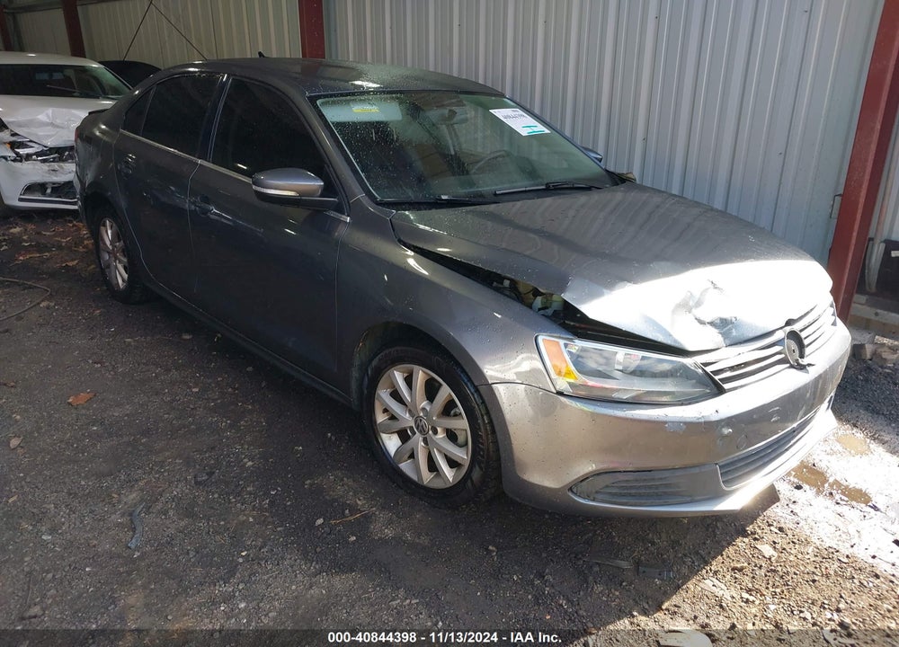 2014 VOLKSWAGEN JETTA 1.8T SE VIN: 3VWD17AJ1EM417966