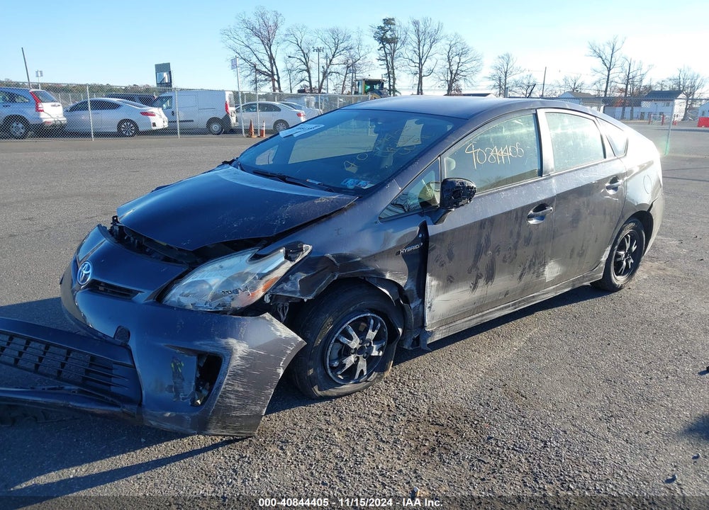 2013 TOYOTA PRIUS TWO VIN: JTDKN3DUXD5605919