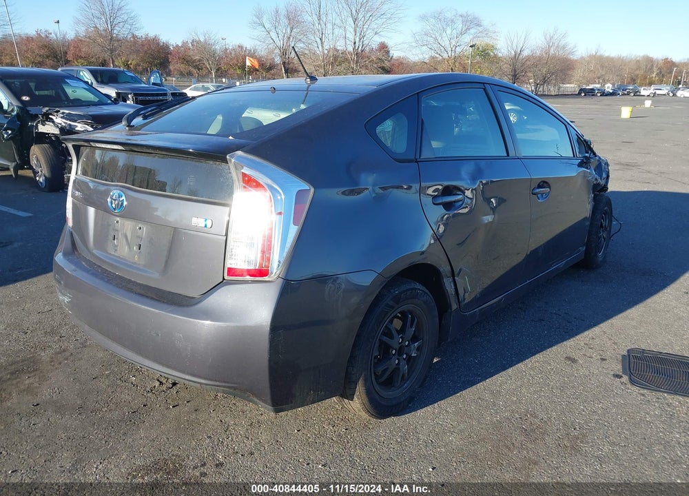 2013 TOYOTA PRIUS TWO VIN: JTDKN3DUXD5605919