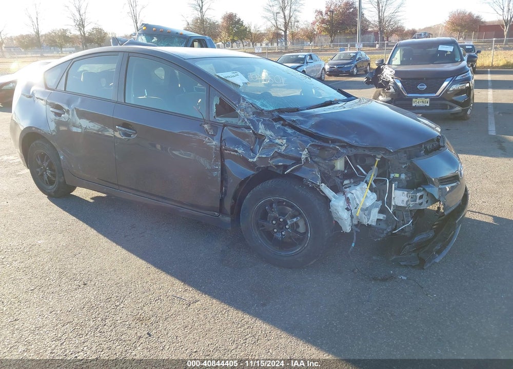 2013 TOYOTA PRIUS TWO VIN: JTDKN3DUXD5605919