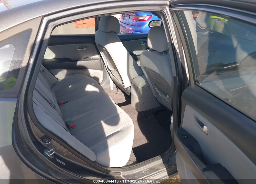 2008 HYUNDAI ELANTRA GLS/SE VIN: KMHDU46D78U505458