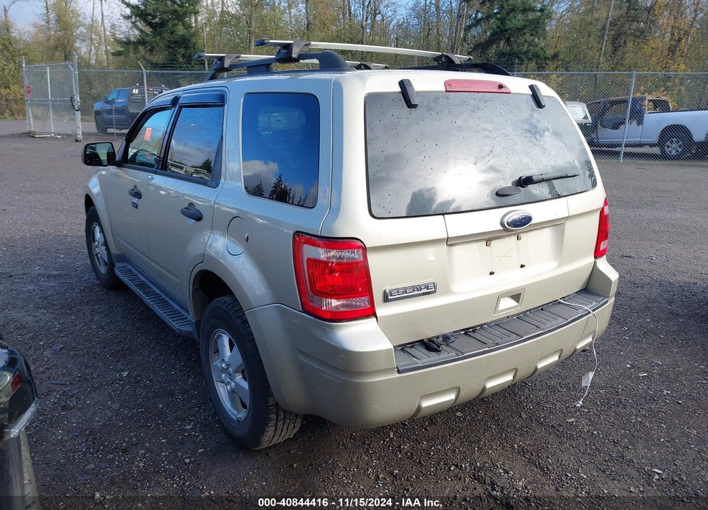 2011 FORD ESCAPE XLT AUTOMATIC VIN: 1FMCU9D74BKA95176