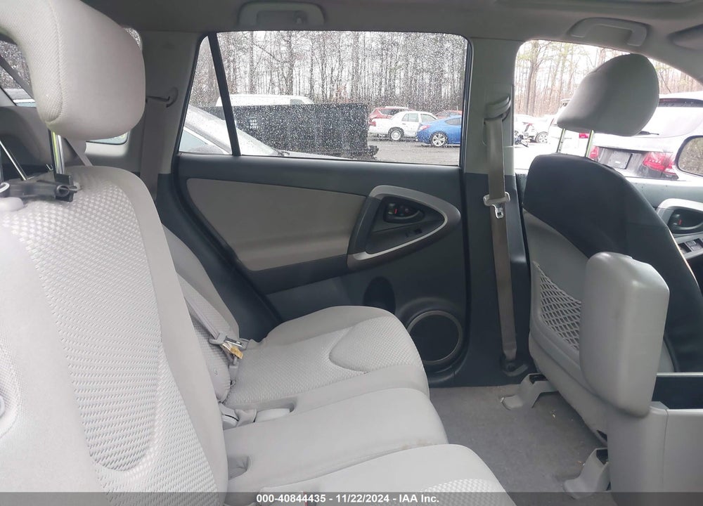 2007 TOYOTA RAV4 LIMITED VIN: JTMBD31V176049577