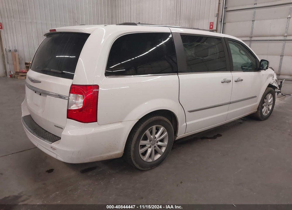 2015 CHRYSLER TOWN & COUNTRY LIMITED PLATINUM VIN: 2C4RC1GG8FR710396