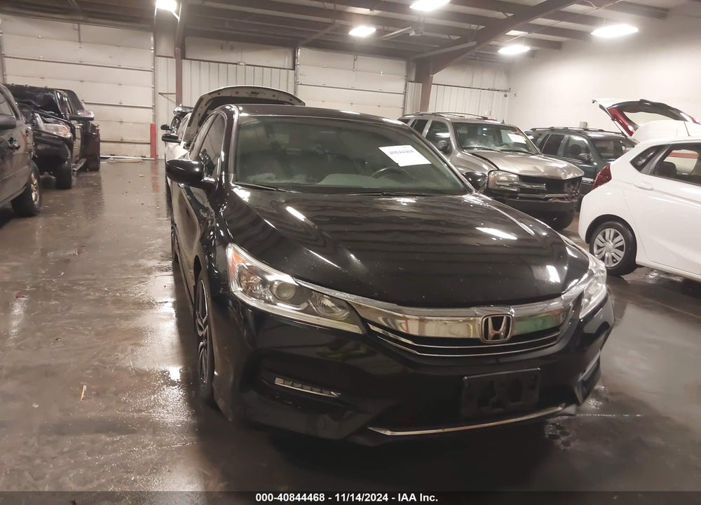 2017 HONDA ACCORD VIN: 1HGCR2F50HA253909