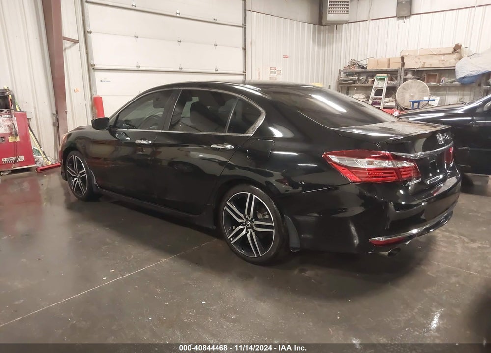 2017 HONDA ACCORD VIN: 1HGCR2F50HA253909