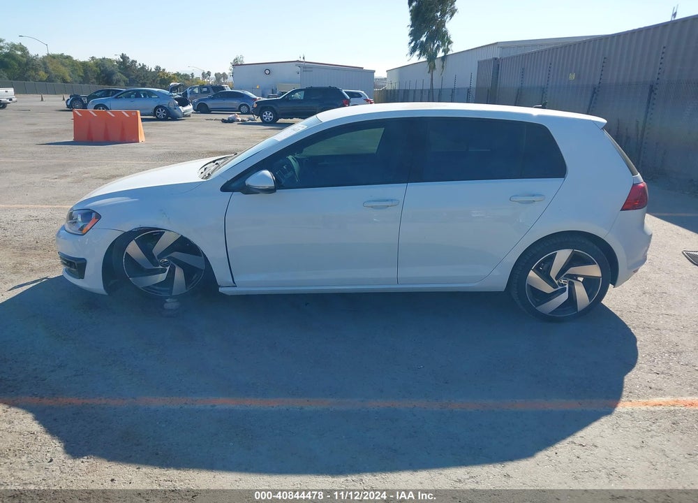 2015 VOLKSWAGEN GOLF TDI S 4-DOOR VIN: 3VW2A7AU7FM069920