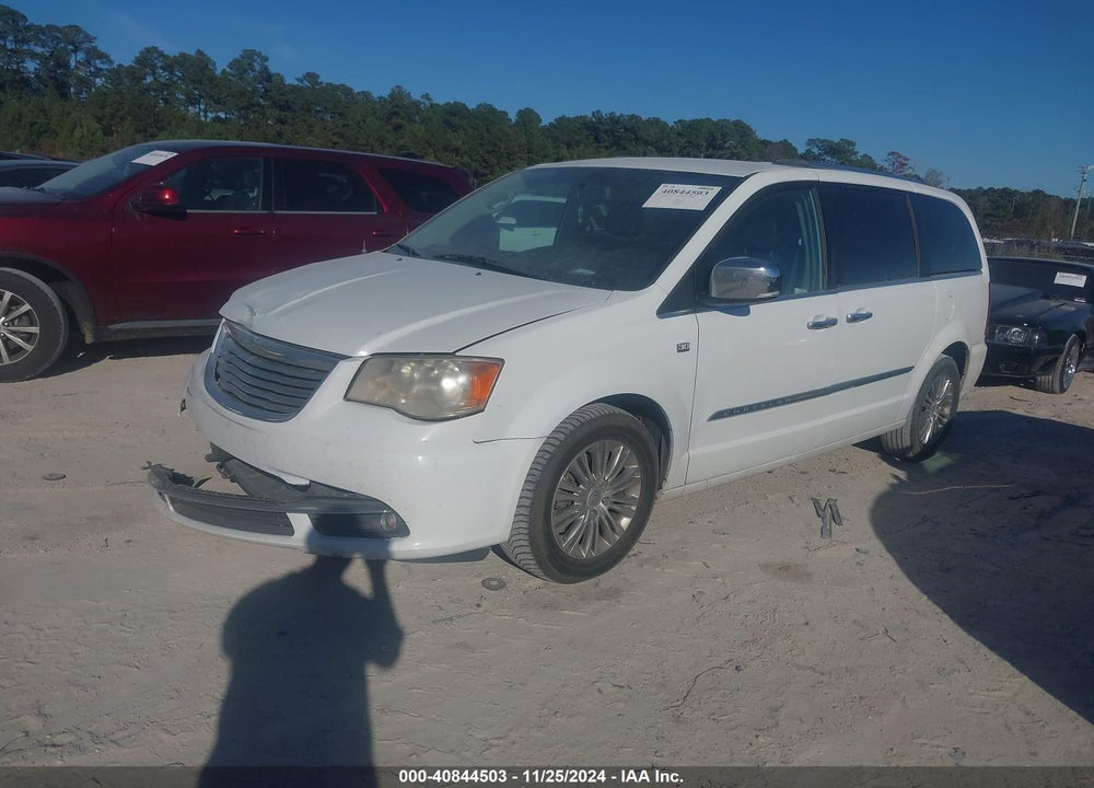 2014 CHRYSLER TOWN & COUNTRY TOURING-L 30TH ANNIVERSARY VIN: 2C4RC1CG0ER224573