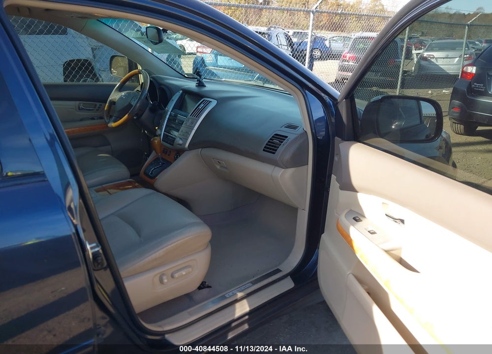 2005 LEXUS RX 330 VIN: 2T2HA31UX5C064574